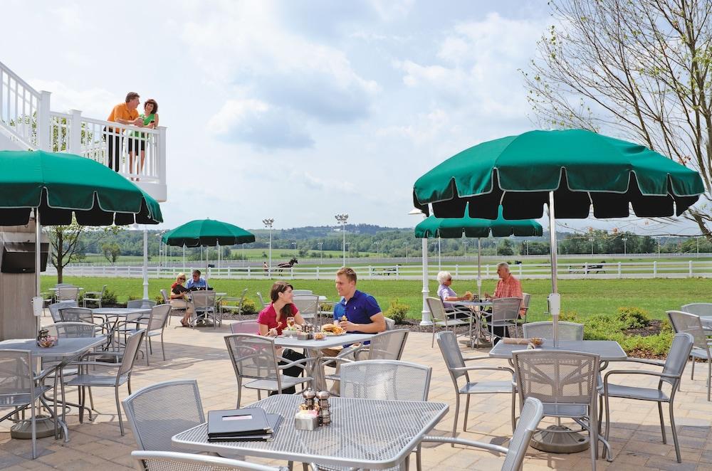 Vernon Downs Casino And Hotel Екстериор снимка