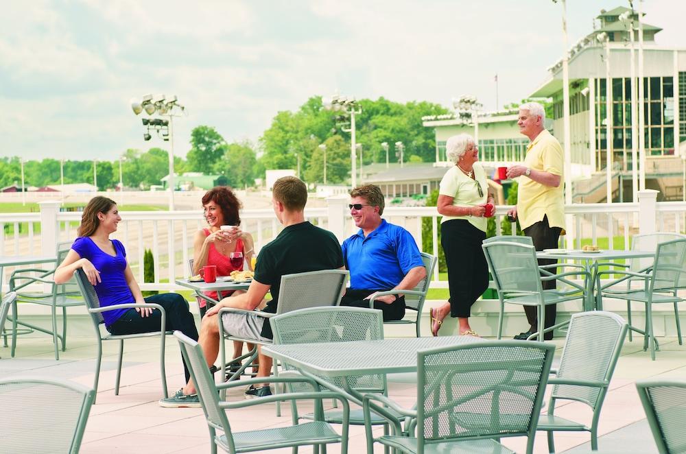Vernon Downs Casino And Hotel Екстериор снимка