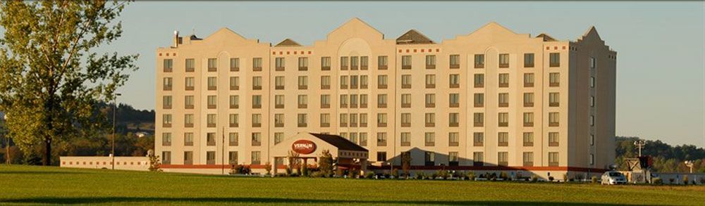 Vernon Downs Casino And Hotel Екстериор снимка